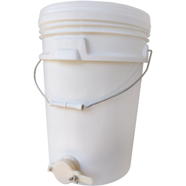 20 Litre Plastic Settler Bucket with Budget Honey Gate